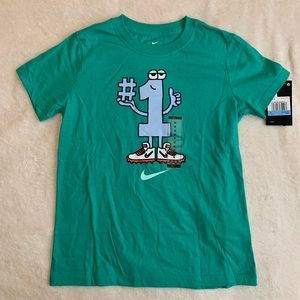 Nike girls Tee sz M